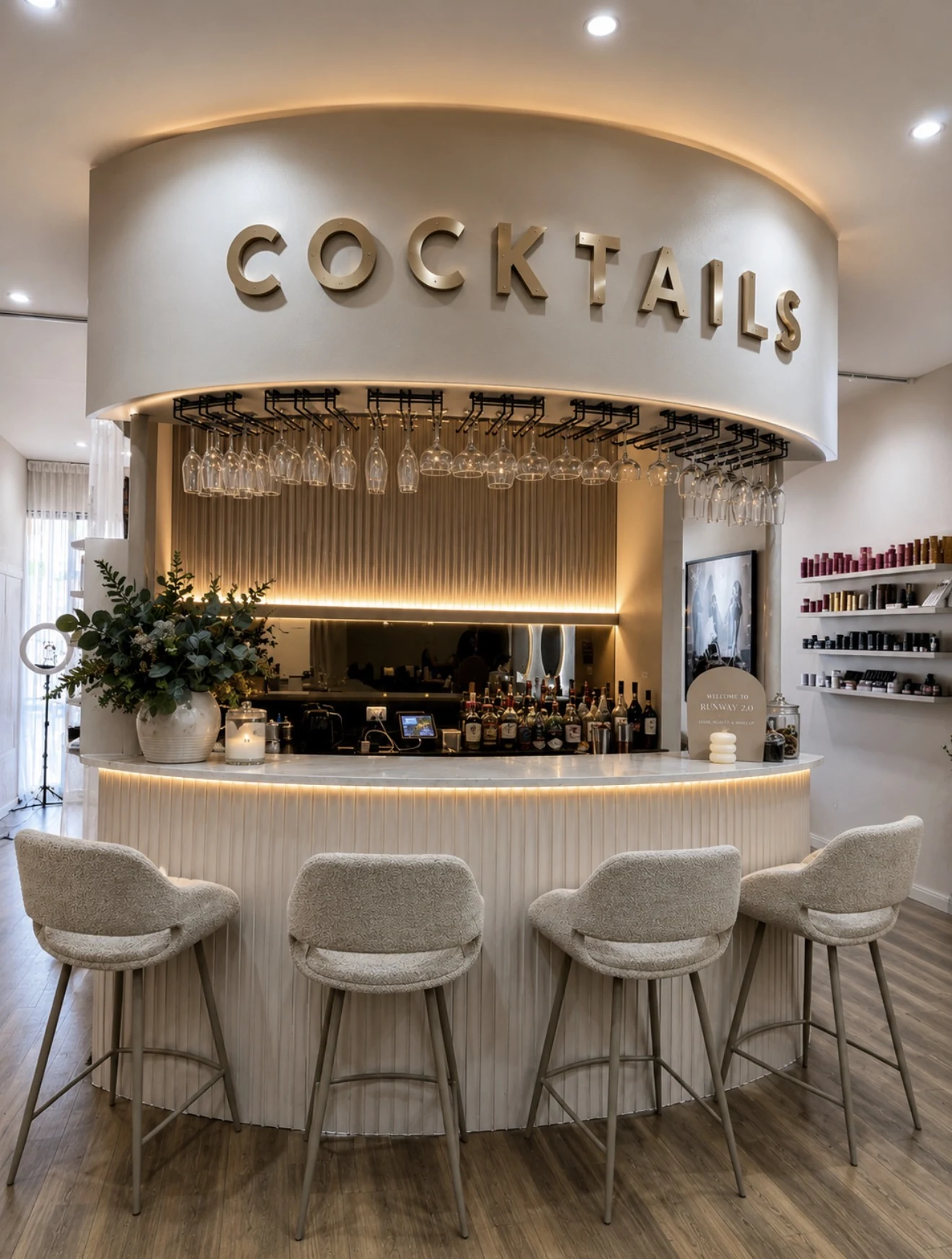 The cocktail and blow dry bar at Runway in Tamworth